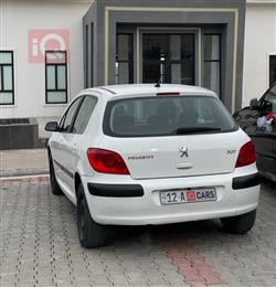 بيجو 307
